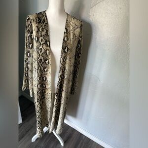 Entro Tan and Black Reptile Pattern Tunic